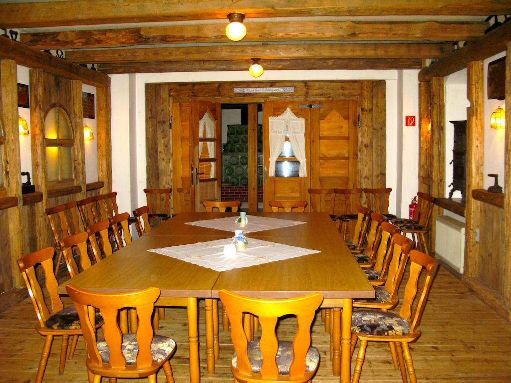 Landhotel Goldener Becher Limabach - Oberfrohna Exteriör bild
