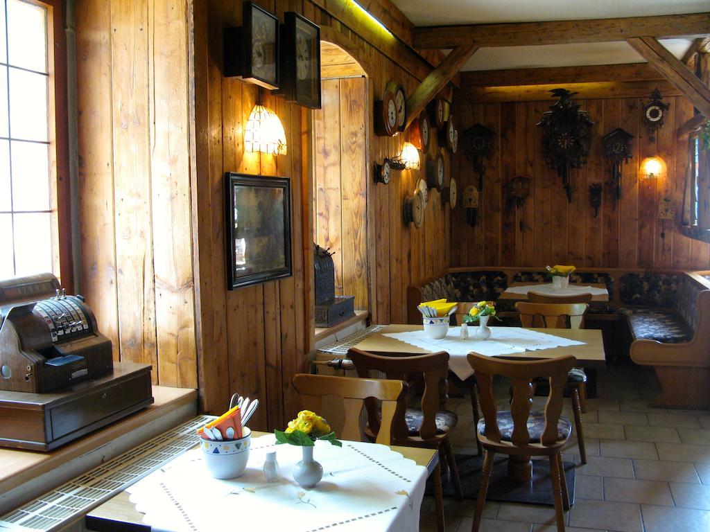 Landhotel Goldener Becher Limabach - Oberfrohna Exteriör bild