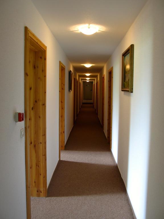 Landhotel Goldener Becher Limabach - Oberfrohna Exteriör bild
